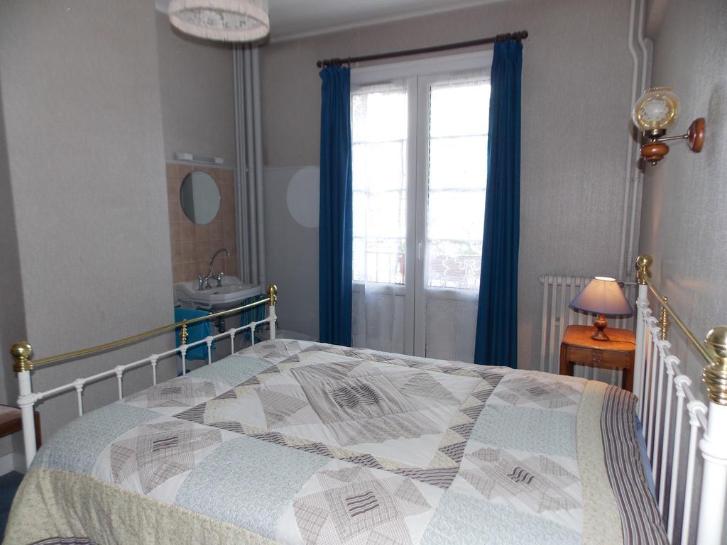 Le Soleil D'Or Otel Vimoutiers Dış mekan fotoğraf