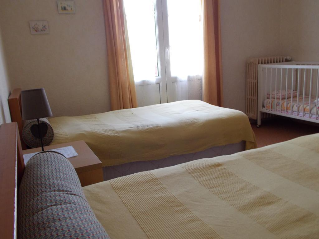 Le Soleil D'Or Otel Vimoutiers Dış mekan fotoğraf